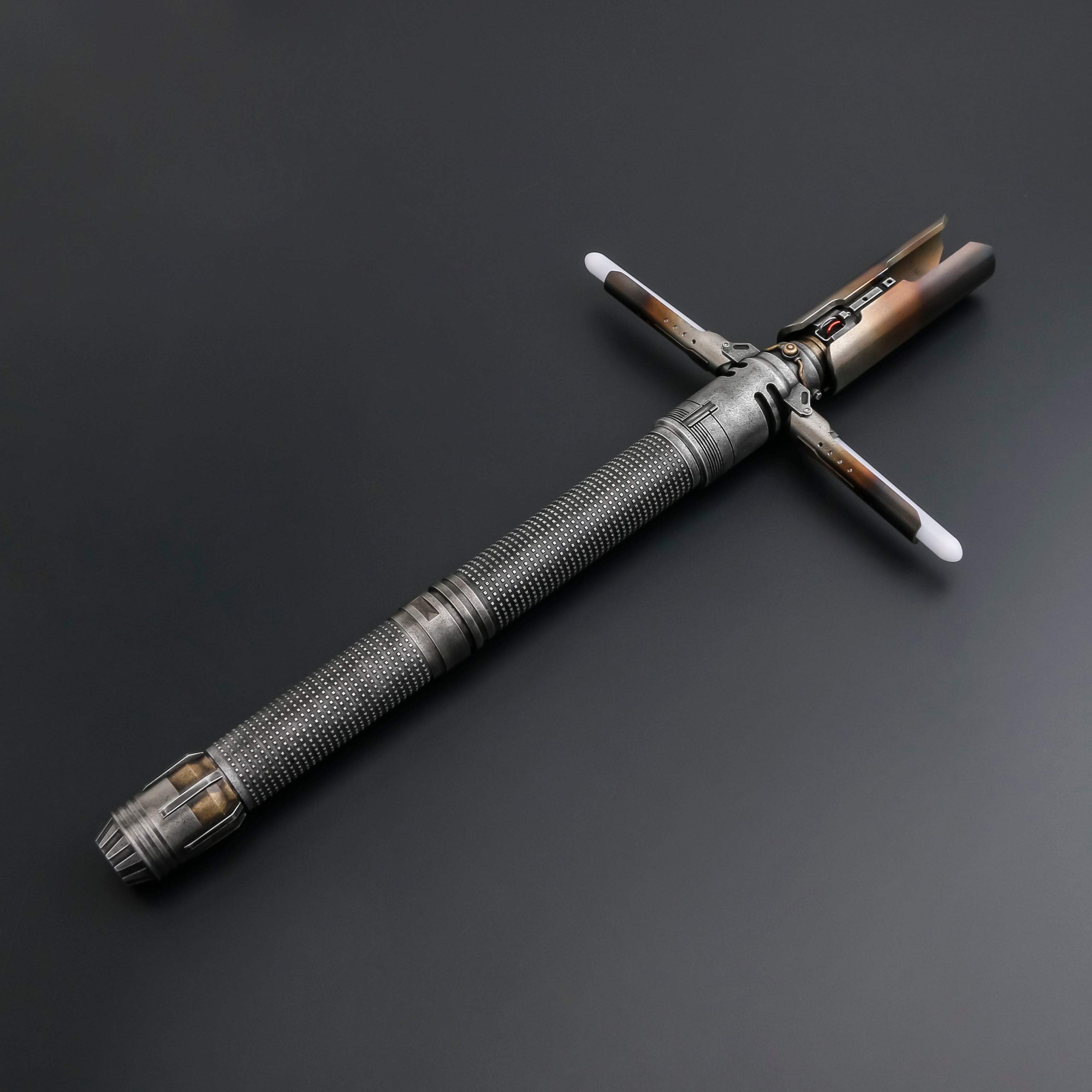 Sabre Laser Survivor Croisé